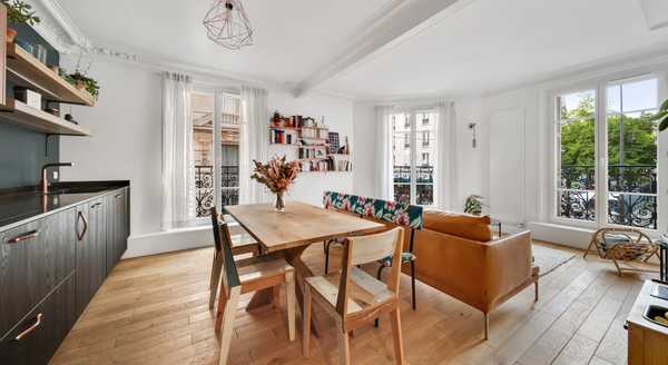 Relooking d'intérieur d'un appartement haussmannien à Lyon par un décorateur